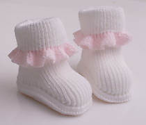 Пинетки, носочки для новорожденных