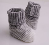 Носочки вязаные для малыша (серый)